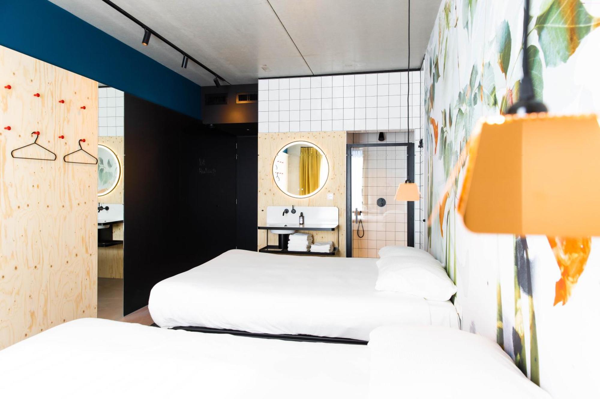 Moloko, Modern Designed Sleep & Shower Hotel In City Center, Digital Key By Sms เอนส์เคอเด ภายนอก รูปภาพ