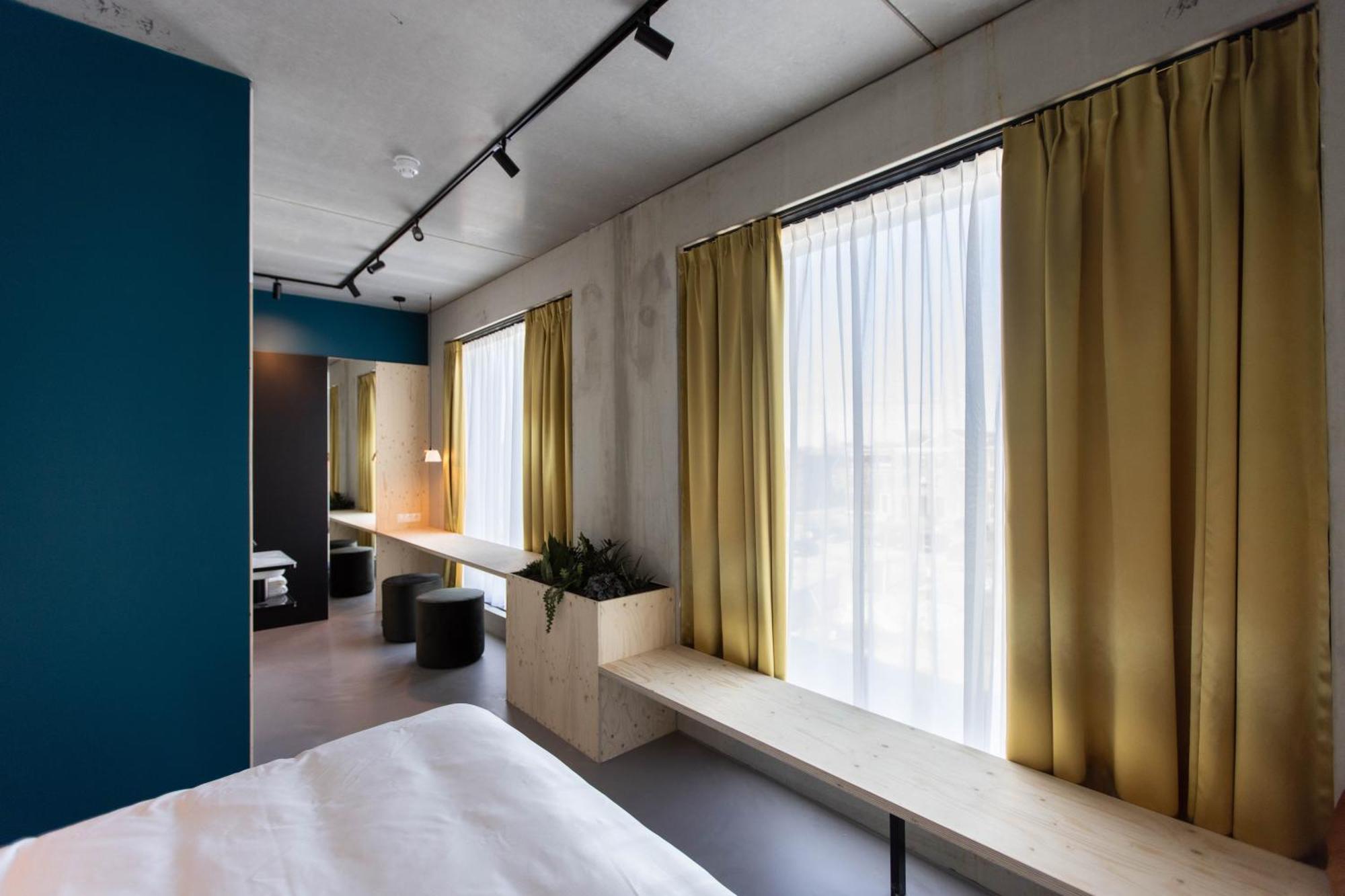 Moloko, Modern Designed Sleep & Shower Hotel In City Center, Digital Key By Sms เอนส์เคอเด ภายนอก รูปภาพ